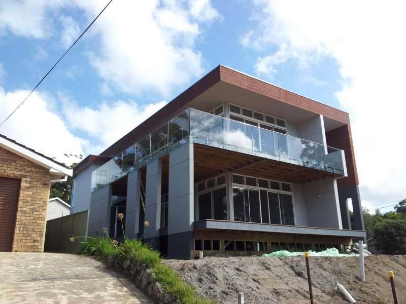 Frameless Glass on balcony.