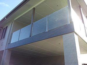 Aluminium Designer Glass